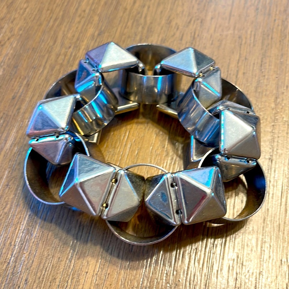 Chunky Metal Stretch Bracelet 90s Rock